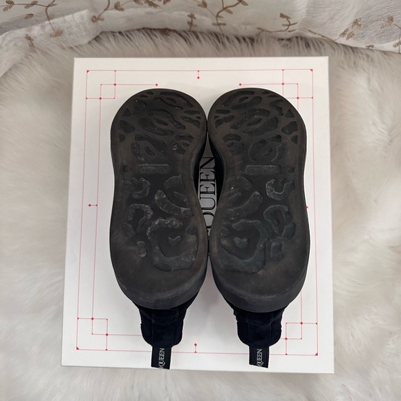 Alexander McQueen boots 38.5 (8.5) - Picture 4 of 9
